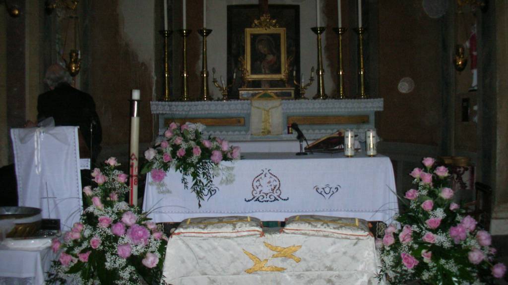 relais-borgo-torale-tuoro-sul-trasimeno-wedding-location-church-011
